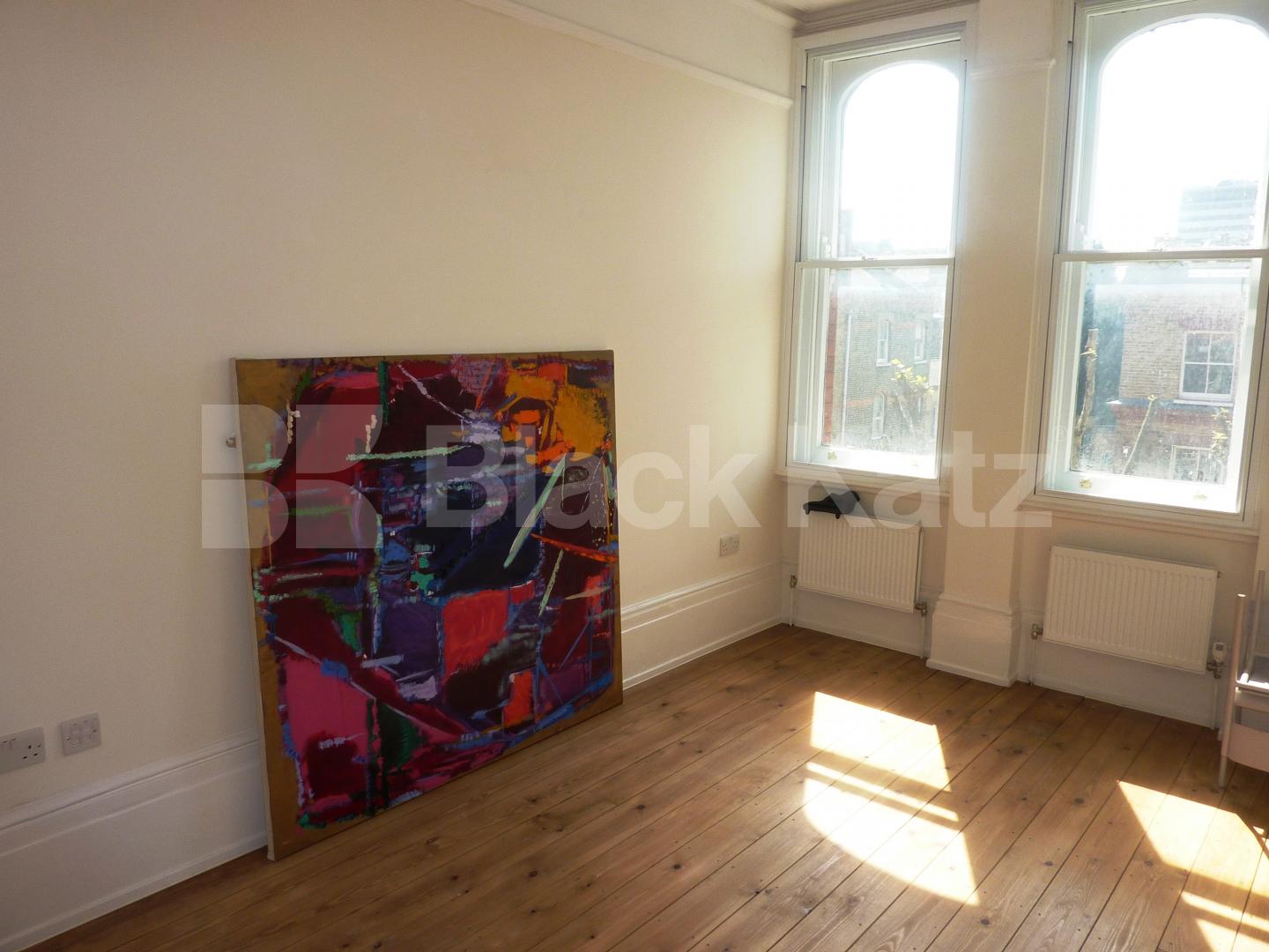 			NEW INSTRUCTION!, 1 Bedroom, 1 bath, 1 reception Flat			 Grays Inn Road, KINGS CROSS-RUSSELL SQUARE